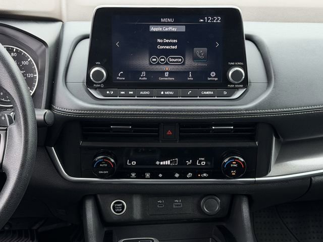 Used 2023 Nissan Rogue SV image 17