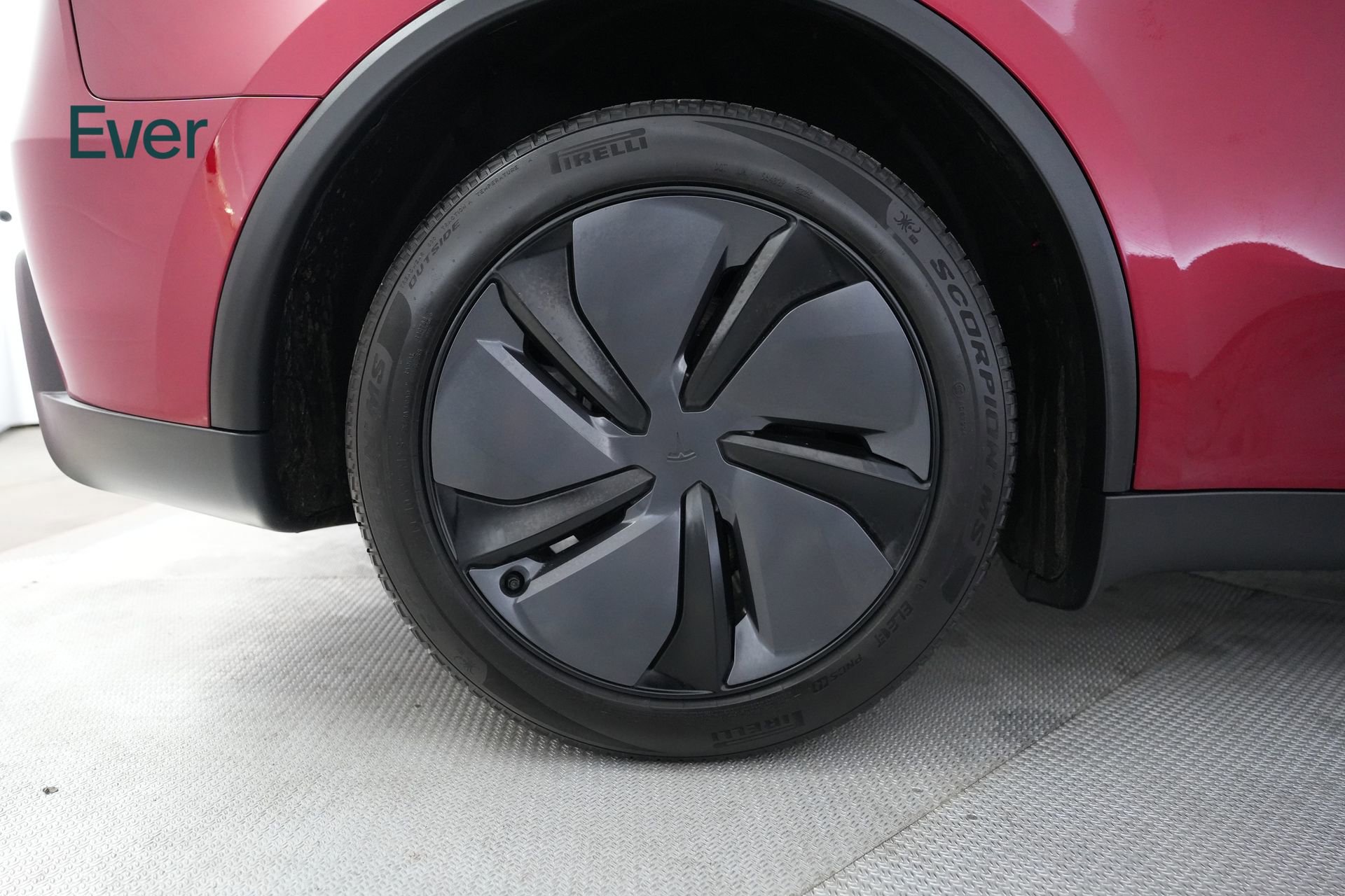 Used 2026 Tesla Model Y 2WD image 22