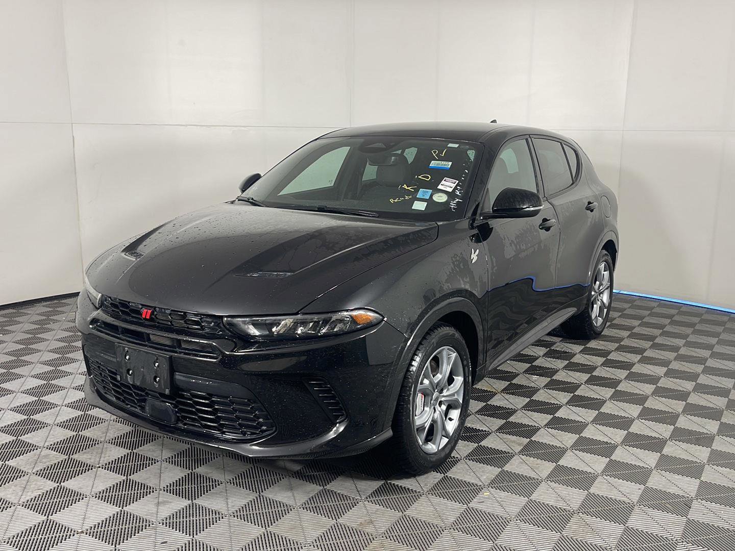 Used 2024 Dodge Hornet R/T image 2