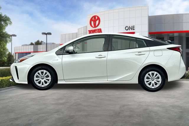 Used 2019 Toyota Prius LE FWD image 8