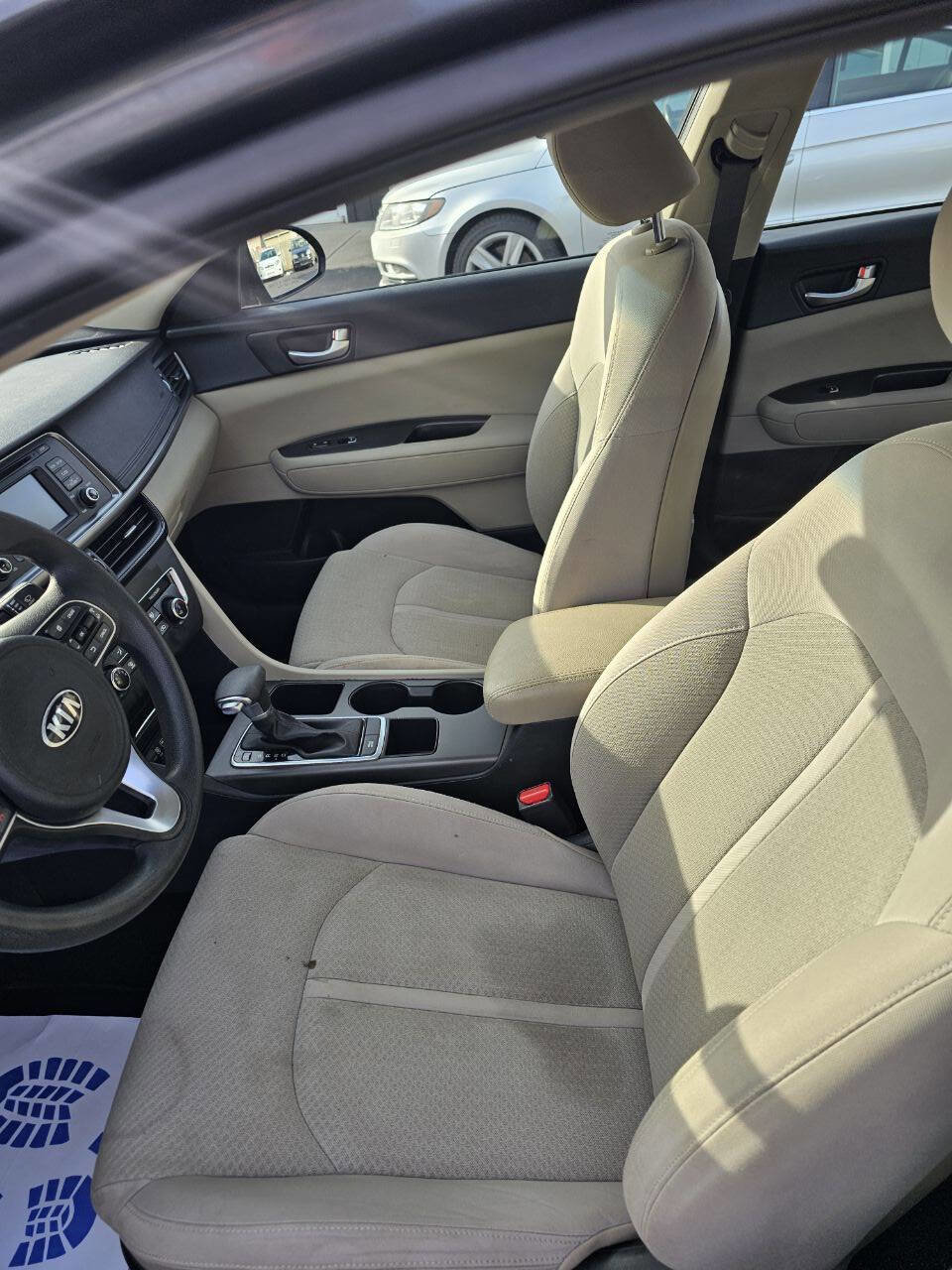Used 2016 Kia Optima LX image 10