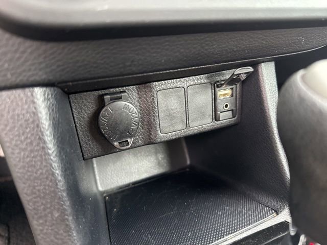 Used 2015 Toyota Corolla S FWD image 30