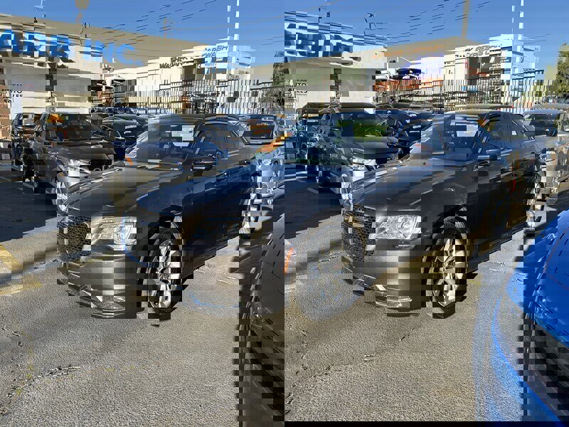 Used 2020 Chrysler 300 Touring image 34