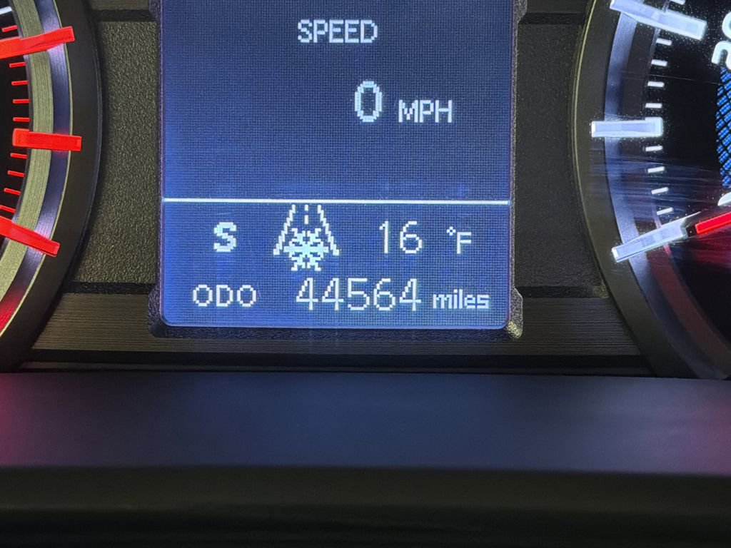 Used 2019 Toyota 4Runner SR5 Premium image 10