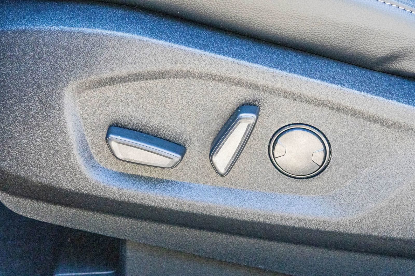 New 2024 Ford Edge SEL w/ Convenience Package image 17