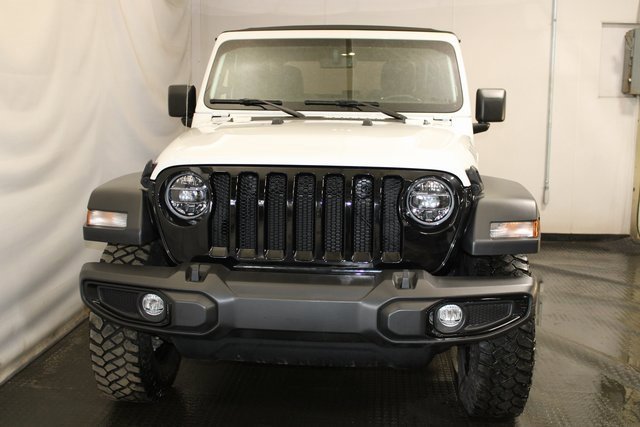 Used 2021 Jeep Wrangler Sport image 3