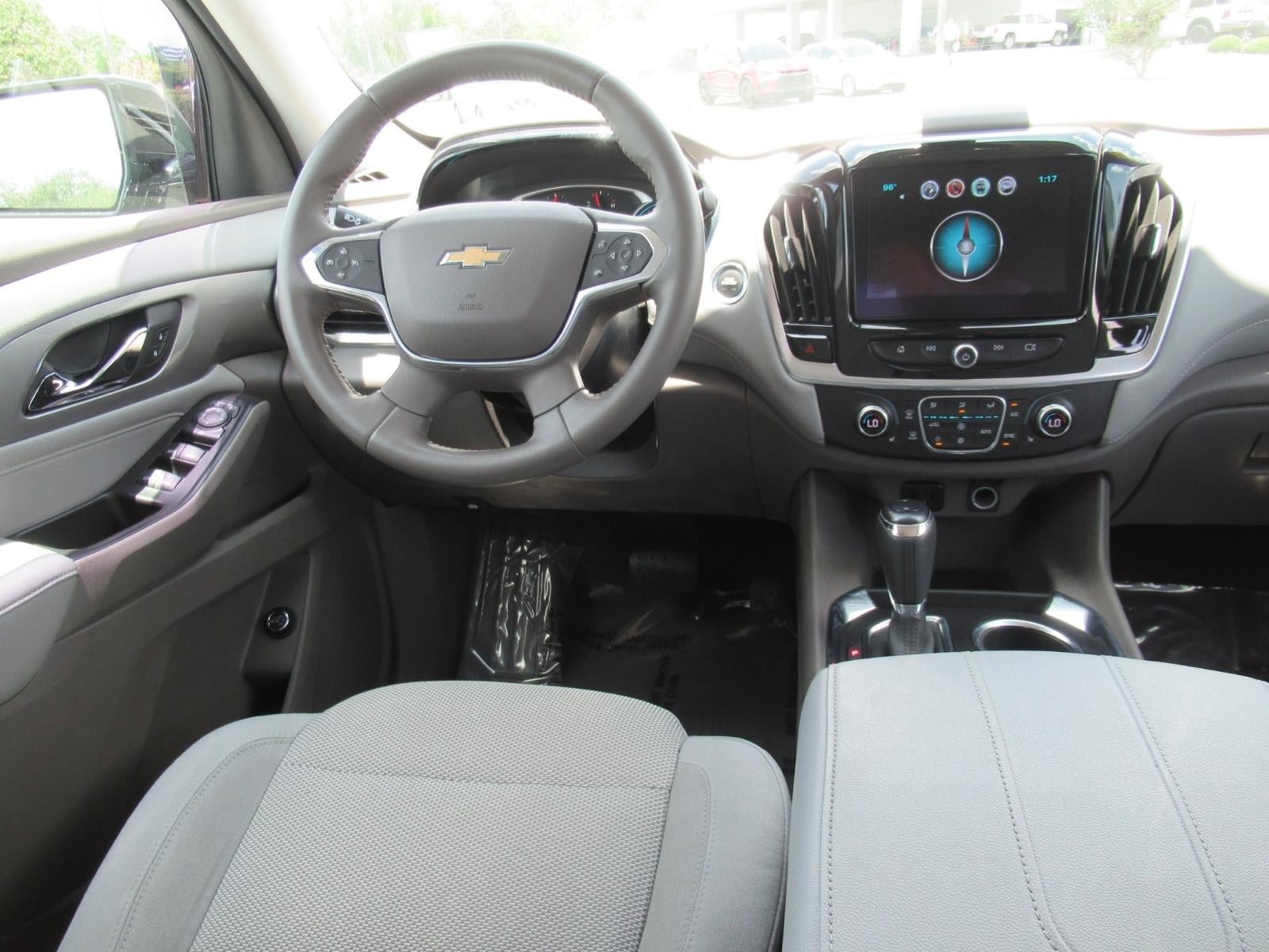 Used 2018 Chevrolet Traverse LT FWD image 13
