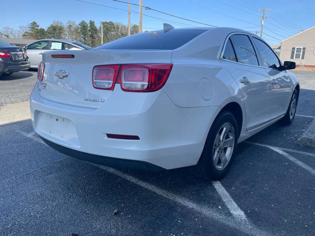 Used 2016 Chevrolet Malibu LT FWD image 6