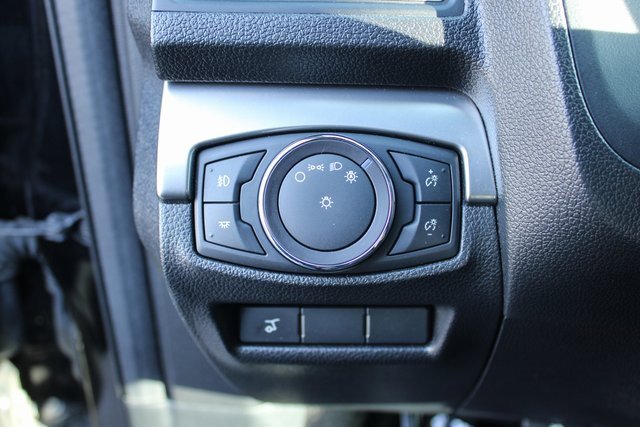 Used 2018 Ford Explorer XLT w/ Equipment Group 202A image 15