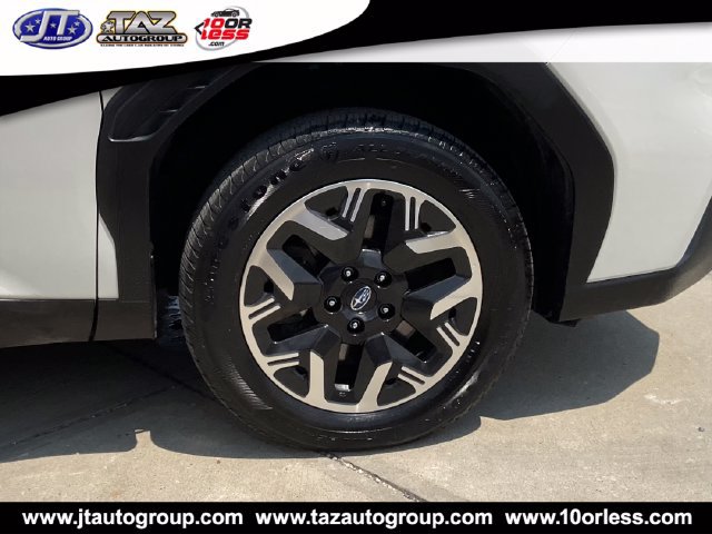 Used 2025 Subaru Forester AWD/4WD image 9