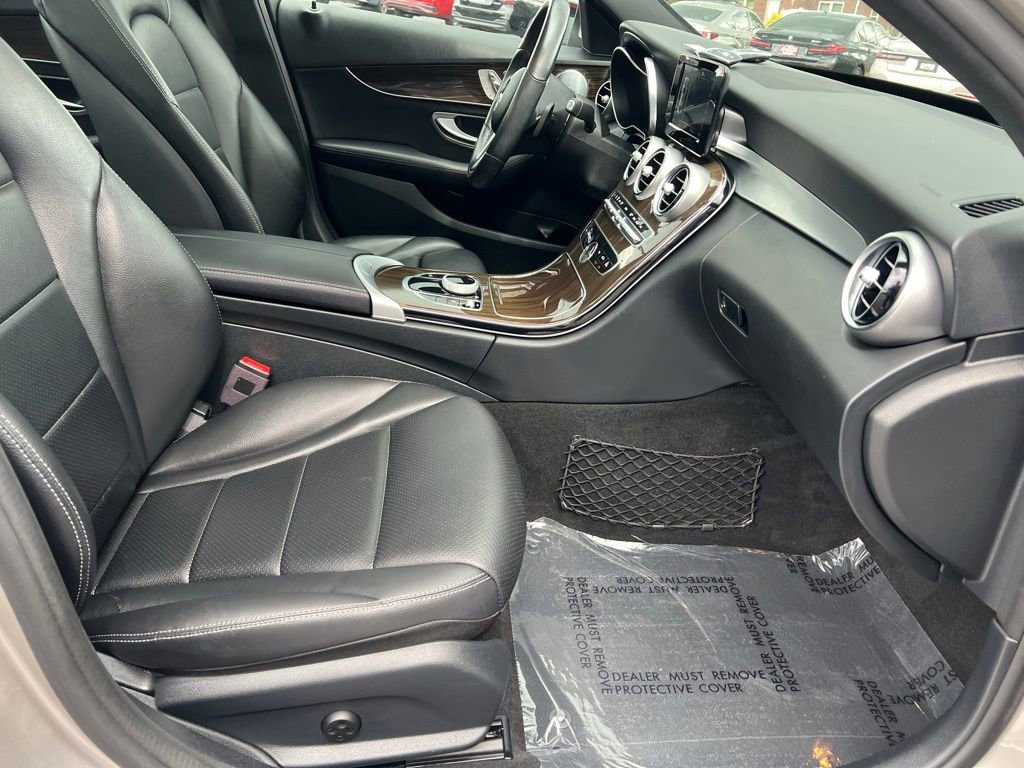 Used 2019 Mercedes-Benz C 300 4MATIC Sedan image 26