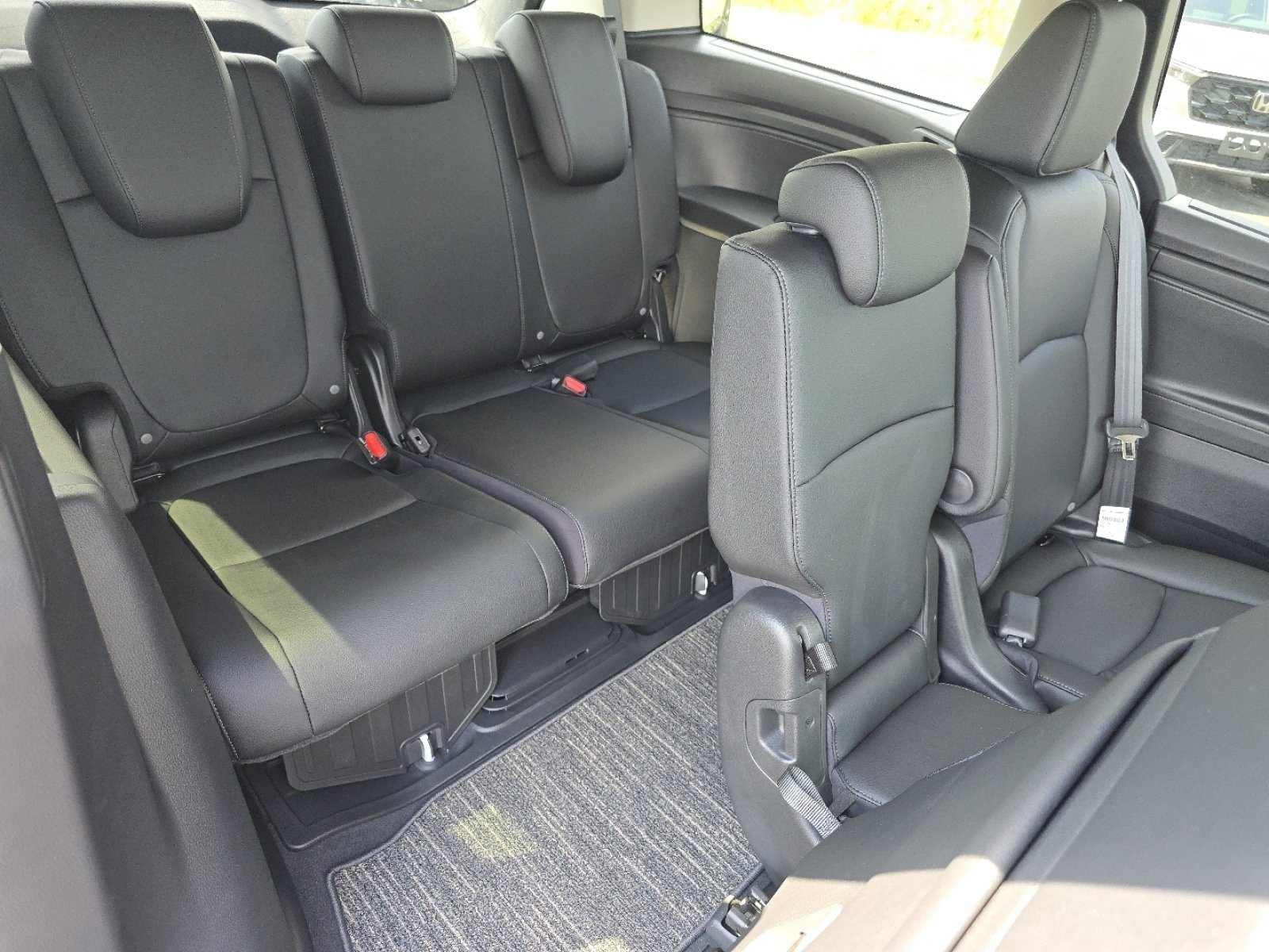 New 2026 Honda Odyssey EX-L image 23