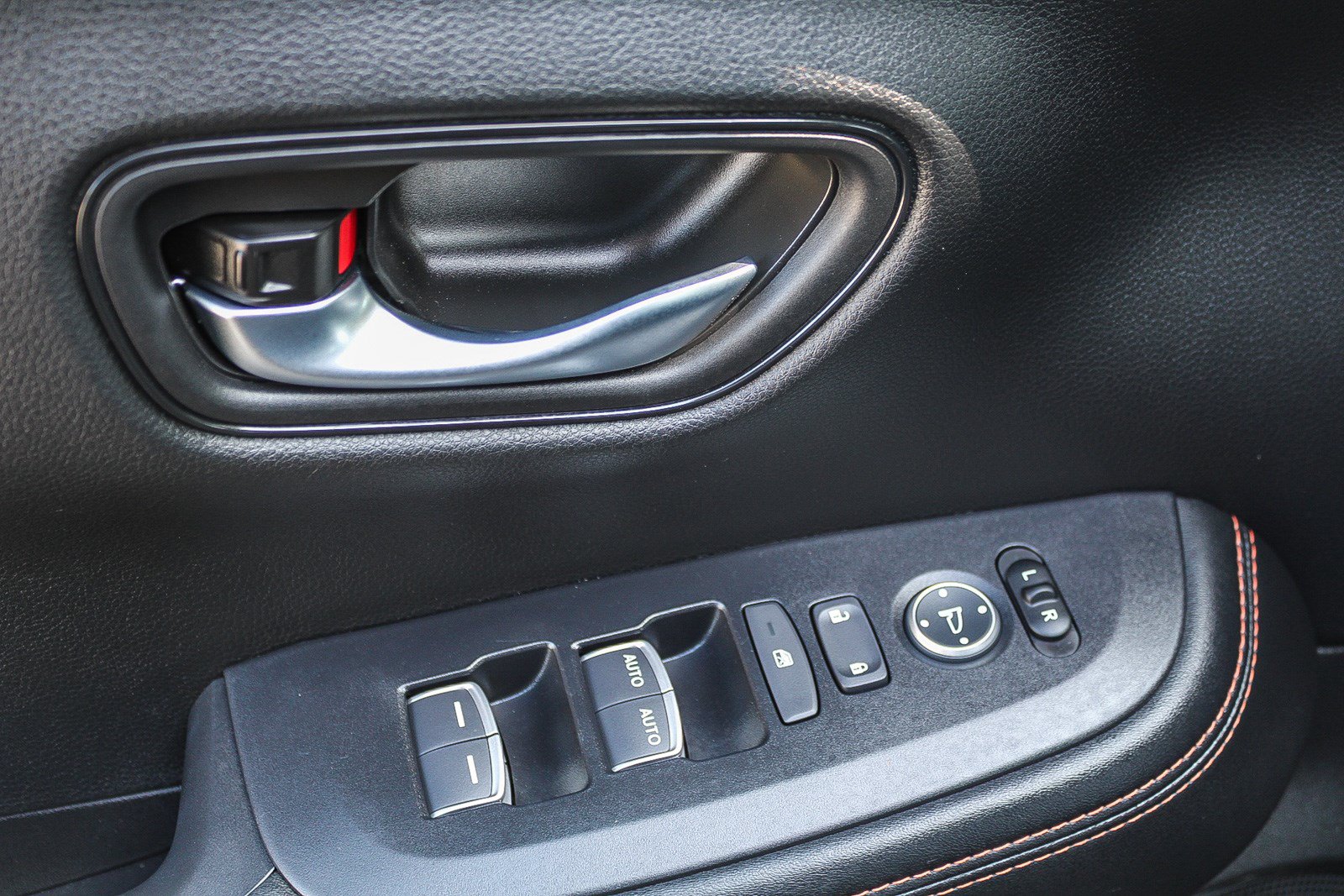 Certified 2026 Honda HR-V Sport image 22
