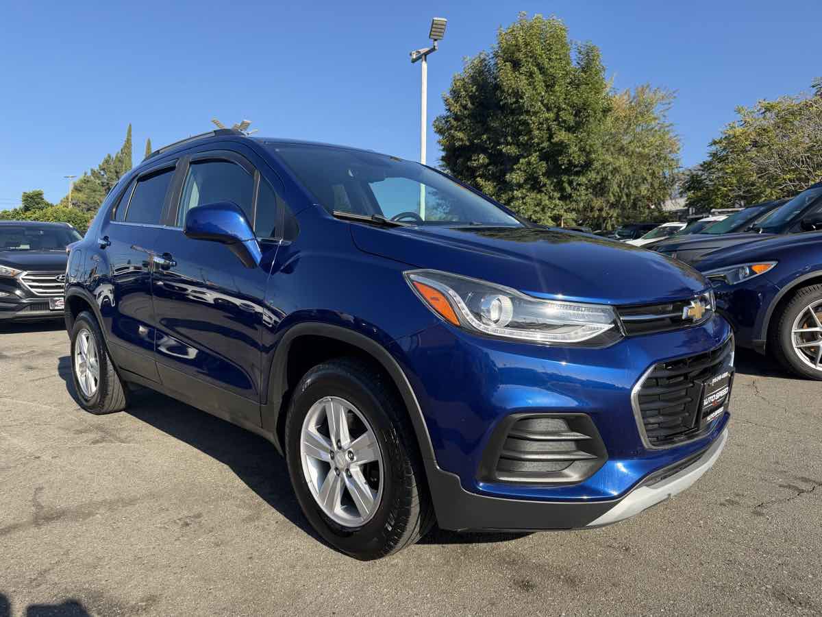 Used 2017 Chevrolet Trax LT w/ LT Convenience Package