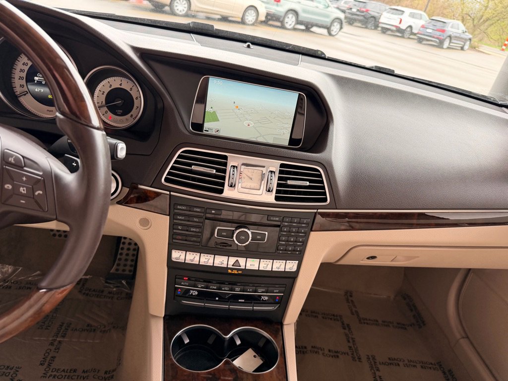 Used 2014 Mercedes-Benz E 550 Cabriolet image 24