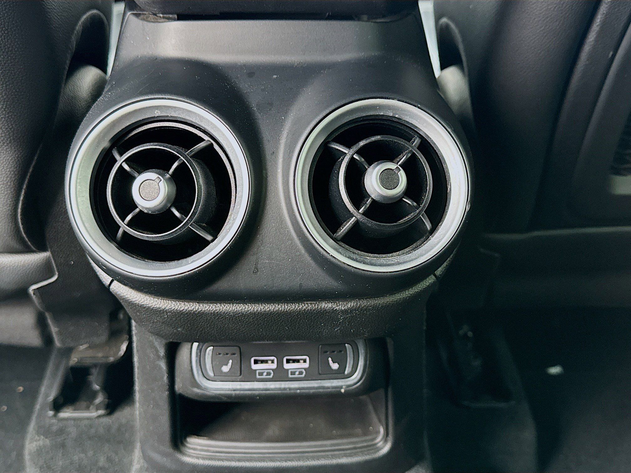 Used 2022 Alfa Romeo Stelvio Sprint image 16