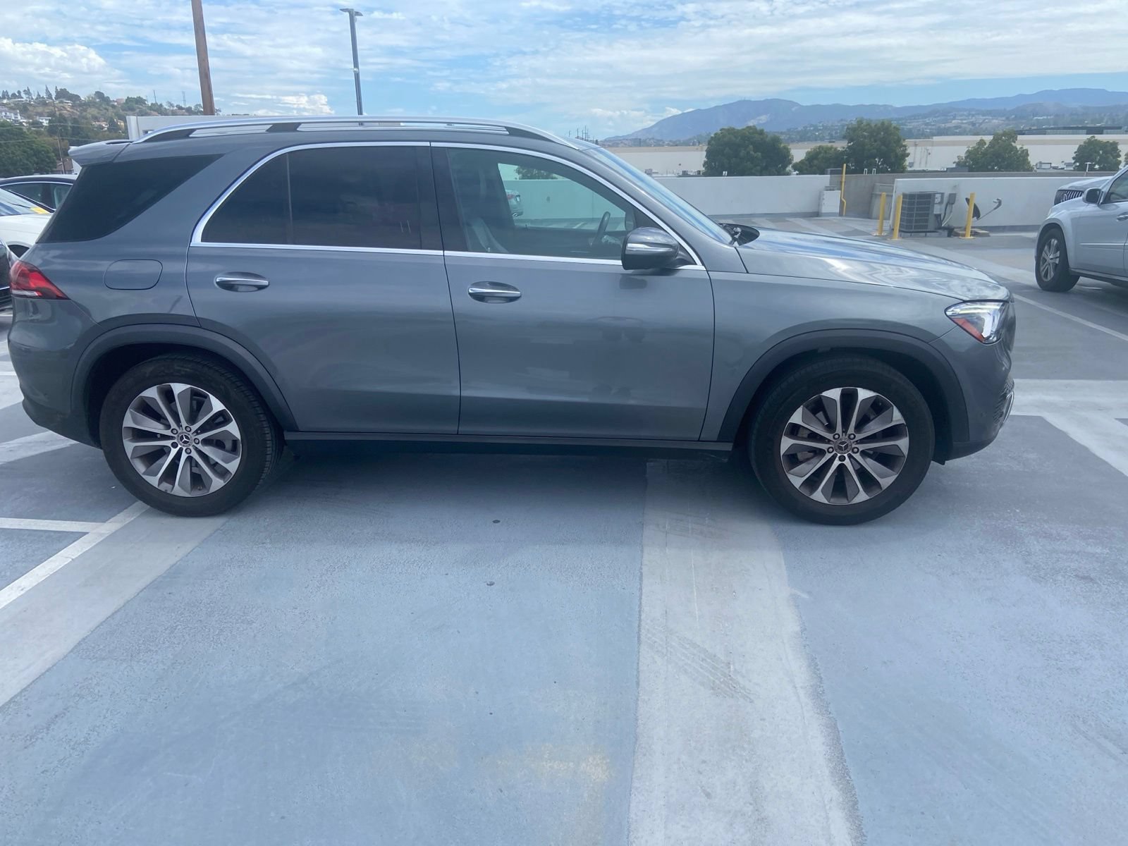 Used 2022 Mercedes-Benz GLE 350 image 4