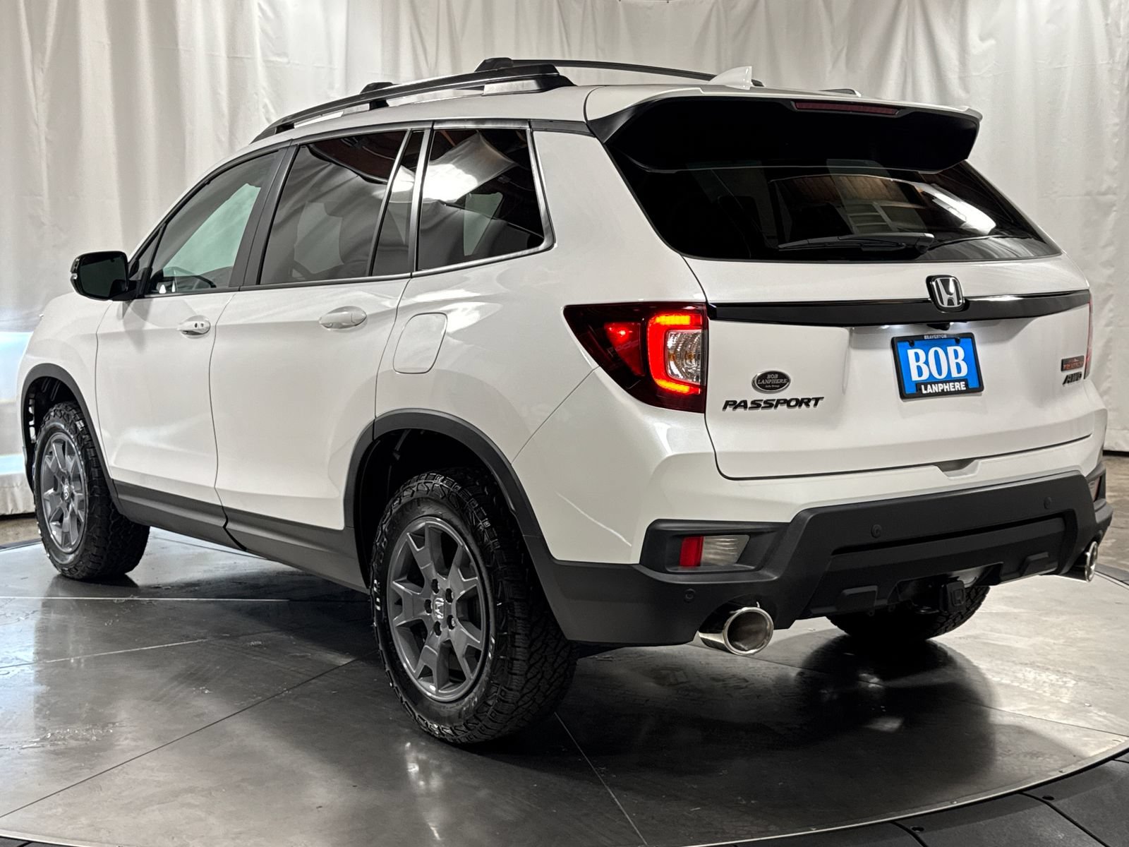 Certified 2025 Honda Passport TrailSport image 9