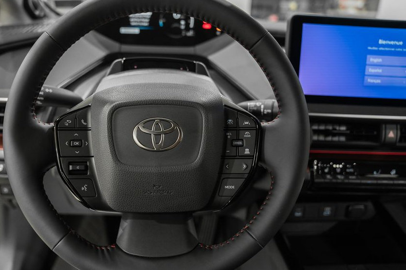 New 2027 Toyota Prius Plug-In Hybrid w/ Limited Premium Package FWD image 31