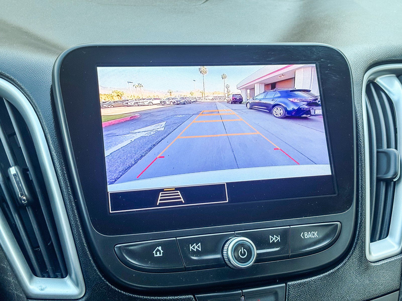 Used 2024 Chevrolet Malibu LT image 27