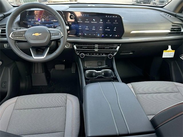 New 2026 Chevrolet Traverse LT w/ Sun and Wheel Package image 8