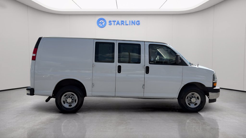 Used 2024 Chevrolet Express 2500 w/ Driver Convenience Package RWD image 12