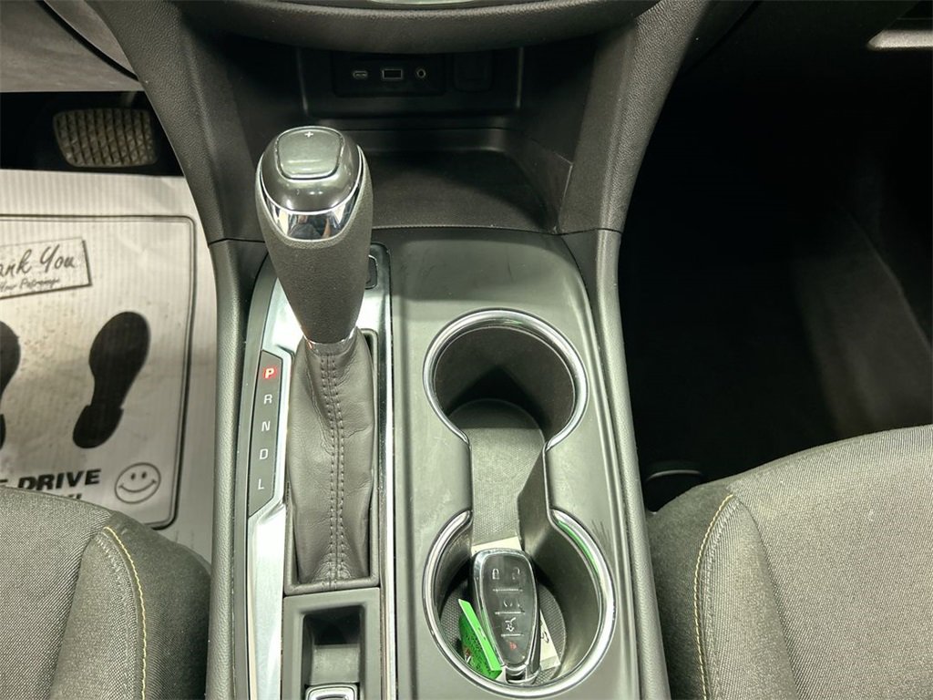 Used 2020 Chevrolet Equinox LT image 18