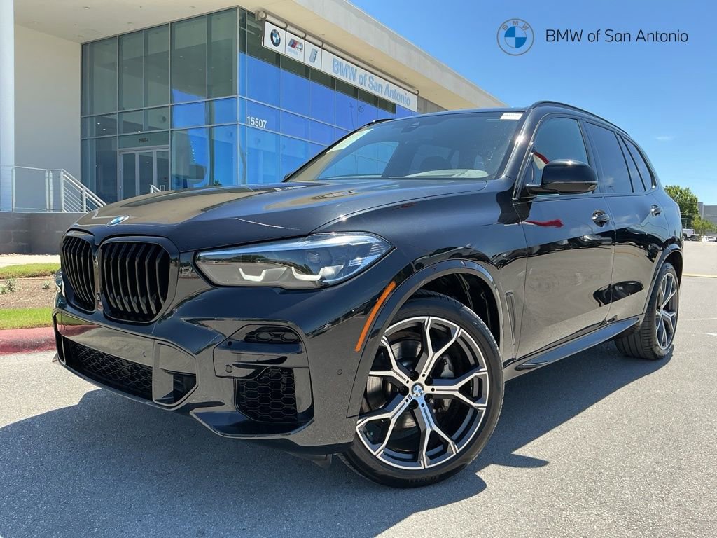 Certified 2022 BMW X5 sDrive40i w/ M Sport Package RWD image 1