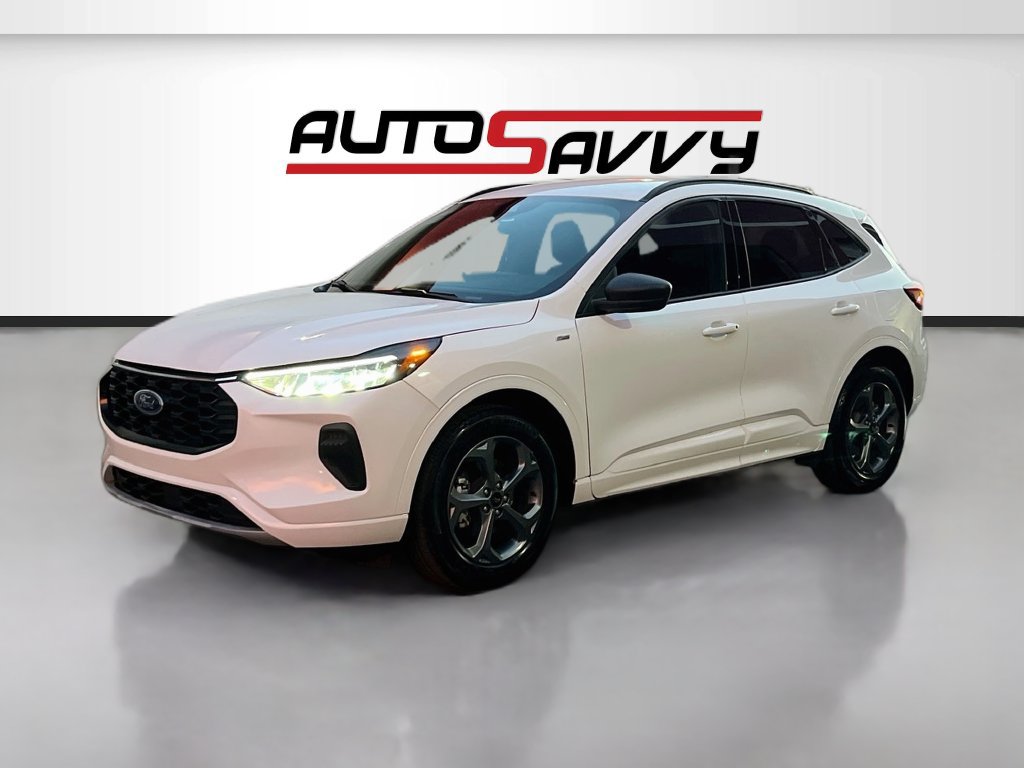 Used 2024 Ford Escape ST-Line w/ Tech Pack #1 FWD image 3