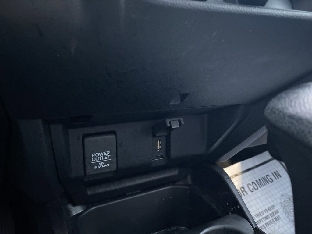 Used 2020 Honda Fit LX image 25