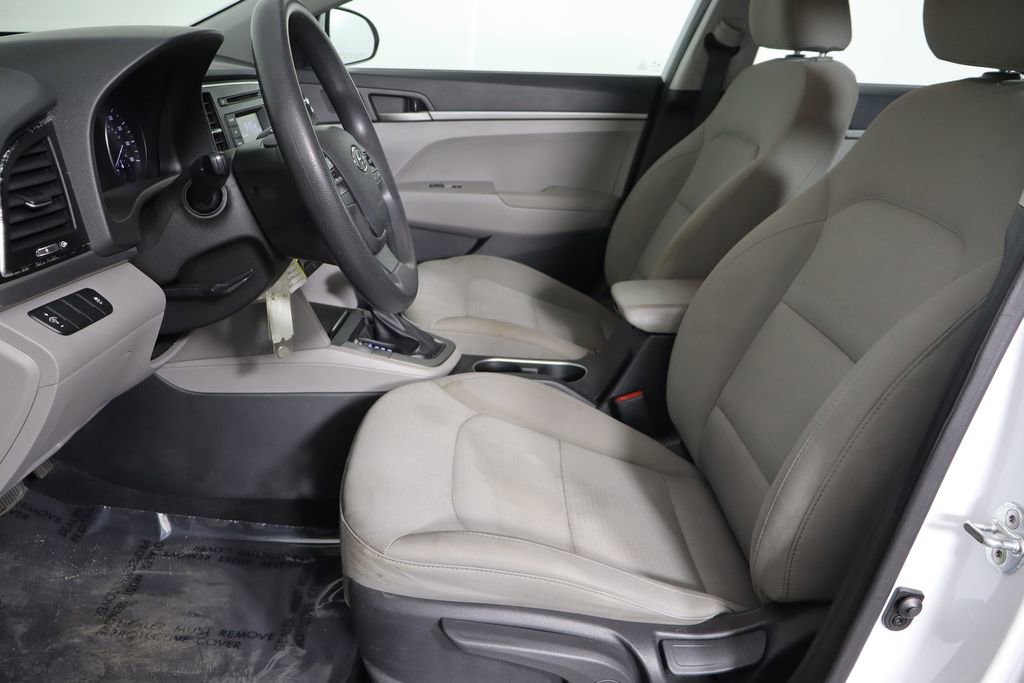 Used 2017 Hyundai Elantra SE FWD image 14