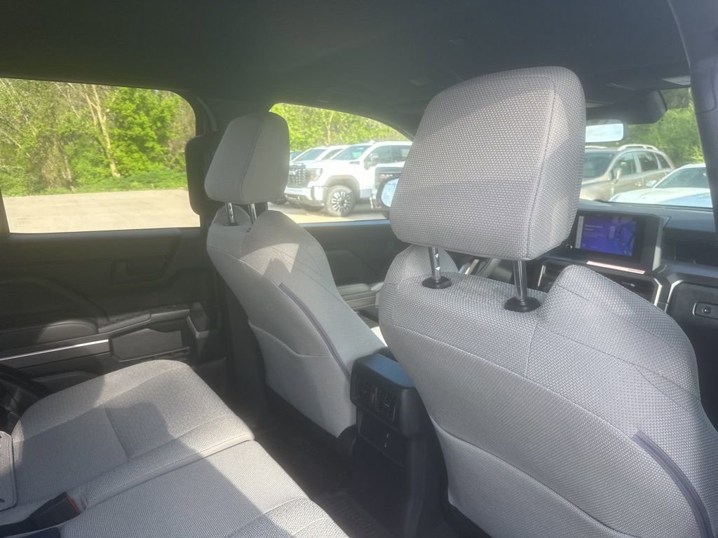 Used 2026 Toyota 4Runner SR5 AWD/4WD image 13