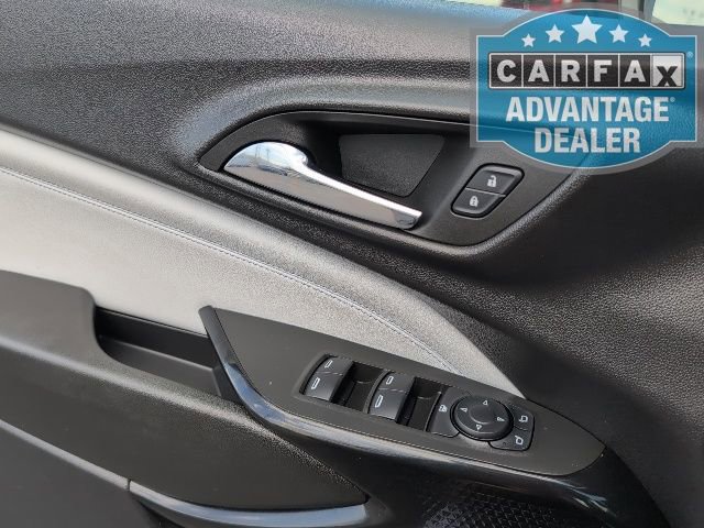 Certified 2025 Chevrolet Trax LT FWD image 13