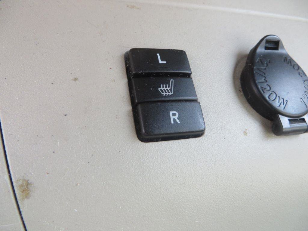 Used 2010 Toyota Prius One FWD image 19