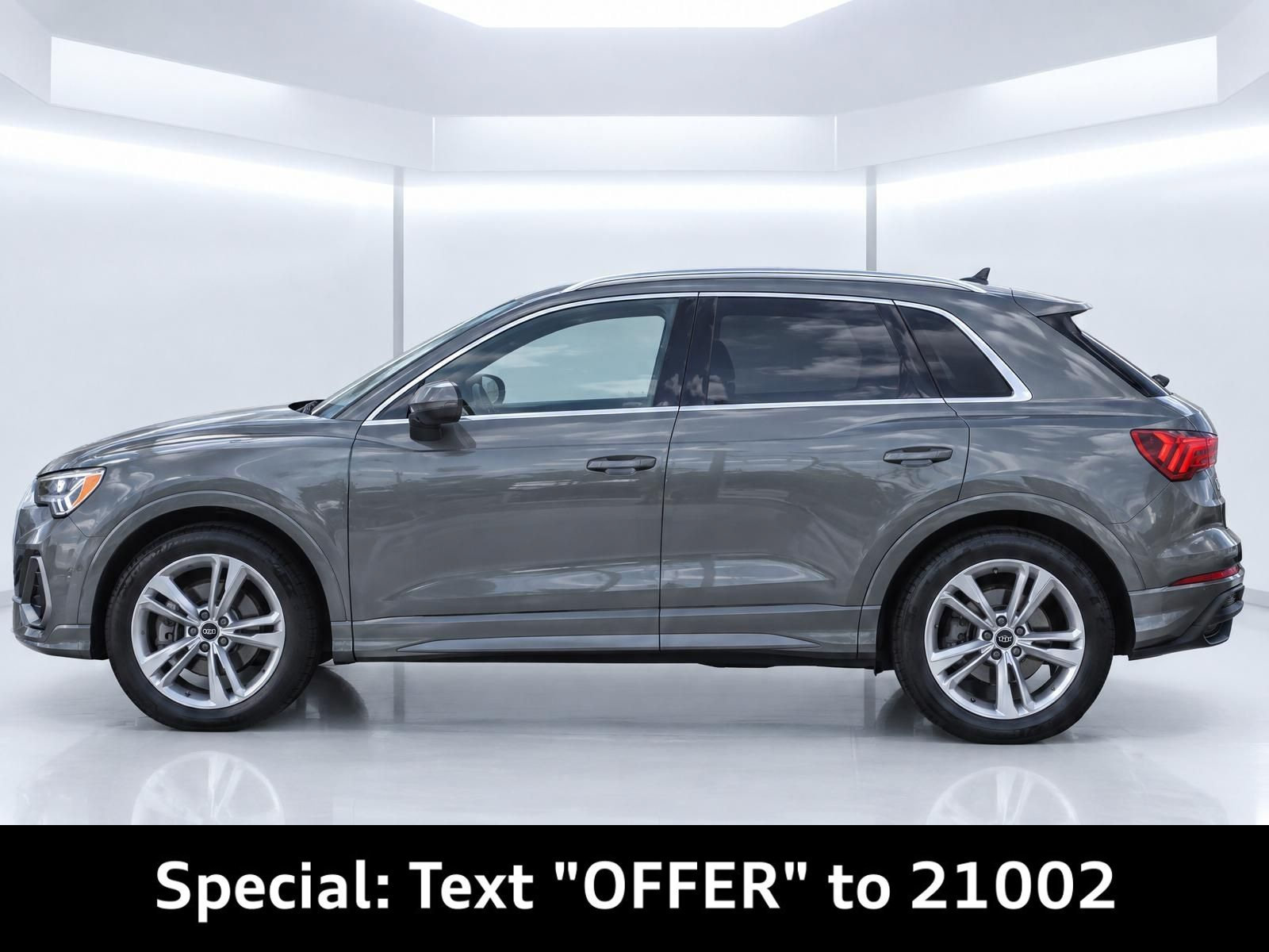 Used 2021 Audi Q3 2.0T Premium w/ Convenience Package AWD/4WD image 2