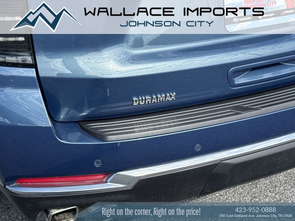 Used 2025 Chevrolet Suburban High Country w/ Sun And Tow Package AWD/4WD image 11