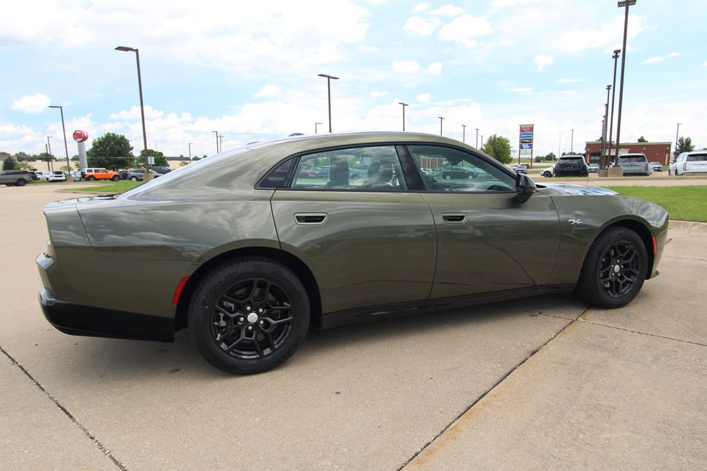New 2026 Dodge Charger R/T AWD/4WD image 5