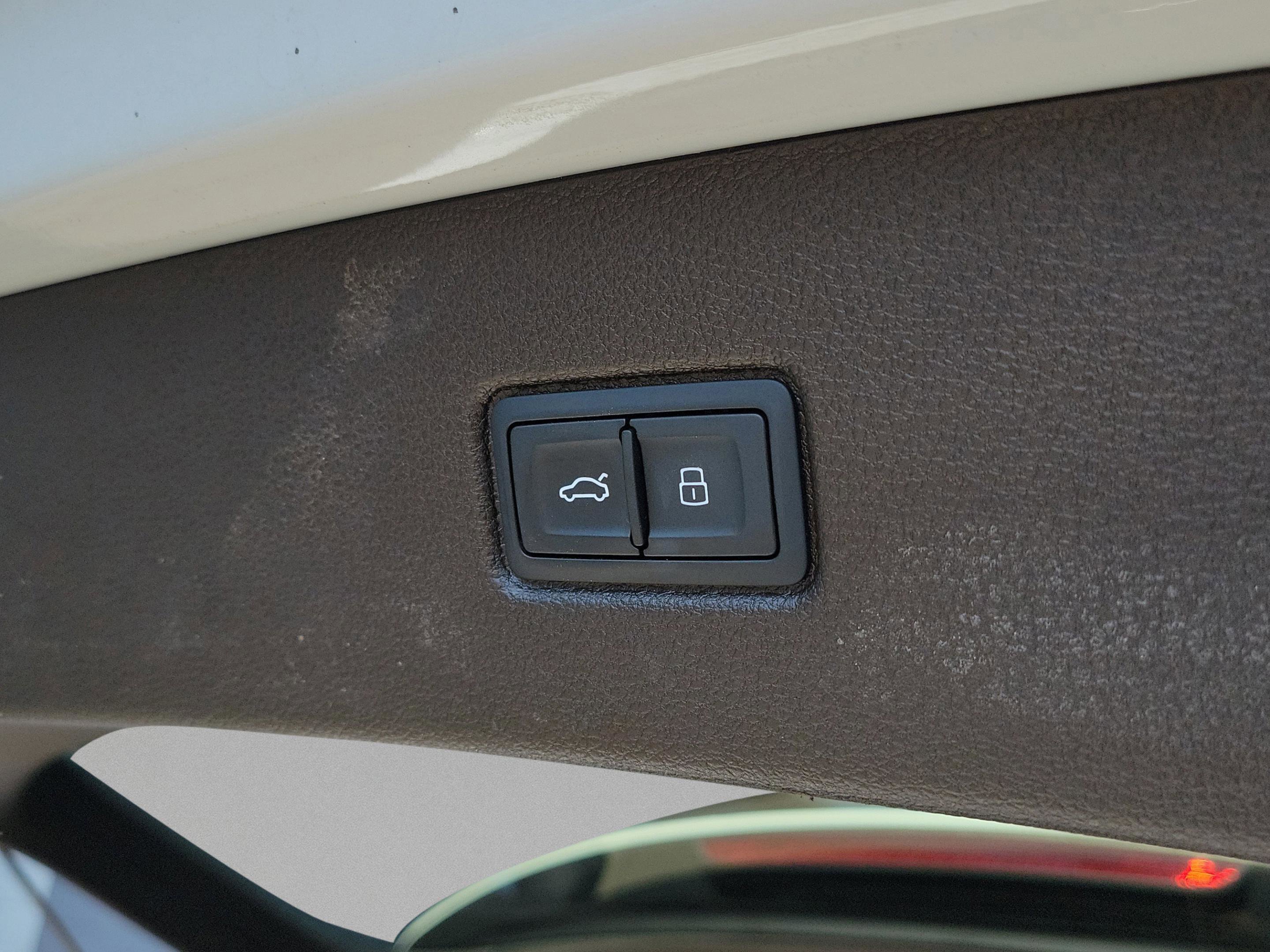 Used 2019 Audi Q7 3.0T Prestige AWD/4WD image 6