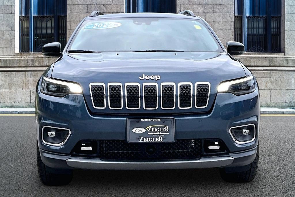 Used 2022 Jeep Cherokee Limited w/ Elite Package AWD/4WD image 3