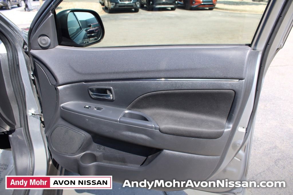 Used 2020 Mitsubishi Outlander Sport ES image 18