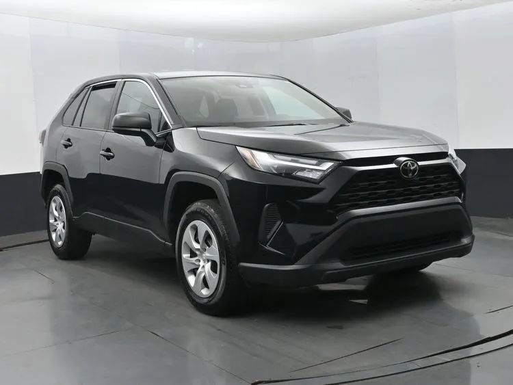 Used 2025 Toyota RAV4 LE FWD image 2