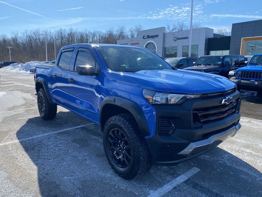 Used 2025 Chevrolet Colorado Trail Boss image 1