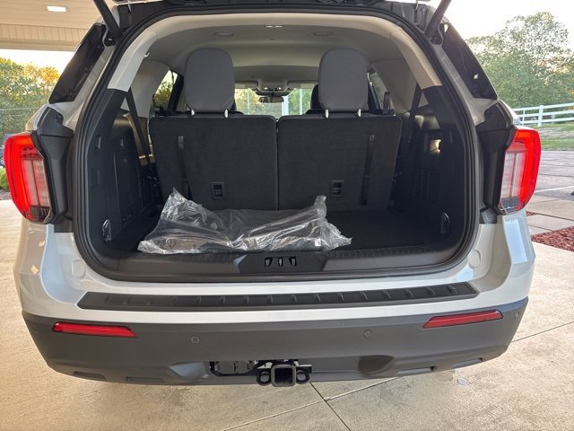 New 2026 Ford Explorer Active image 32