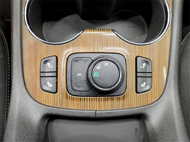 Used 2022 GMC Acadia SLE w/ Driver Convenience Package image 28