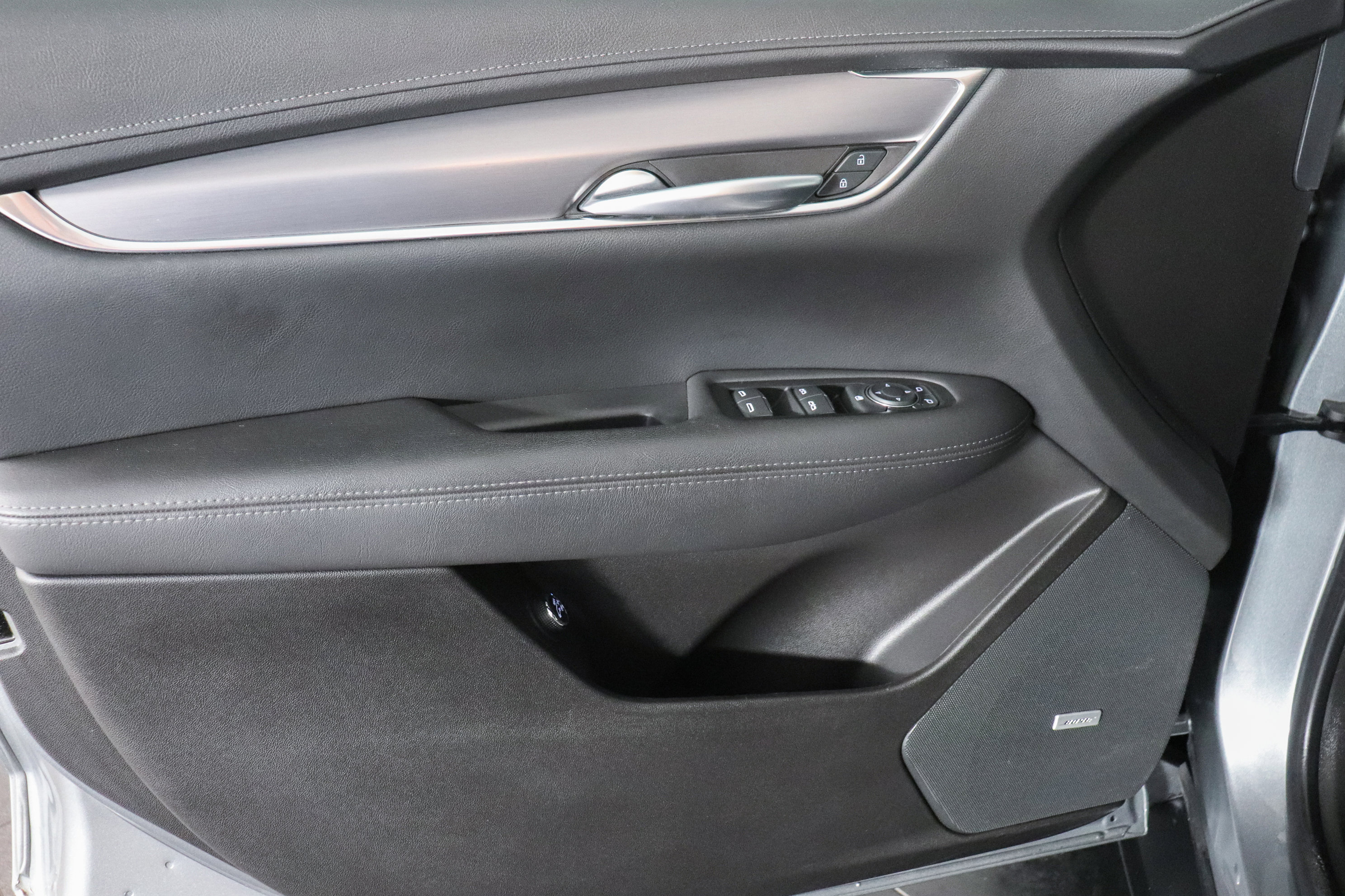 Used 2023 Cadillac XT5 Luxury AWD/4WD image 11