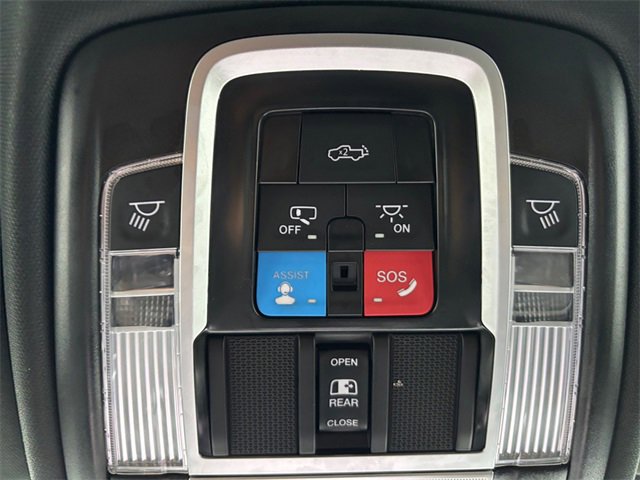 Used 2025 RAM 1500 Laramie image 34