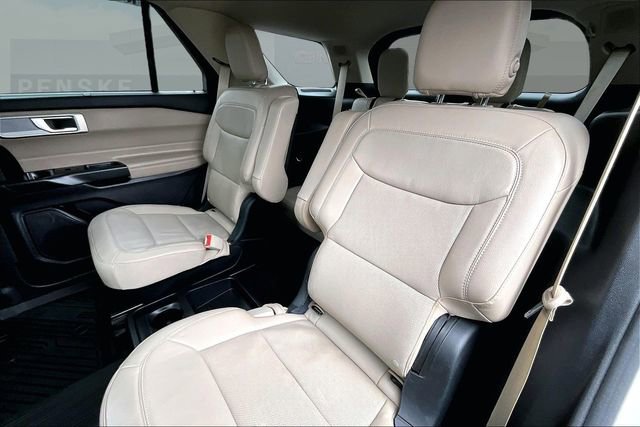 Used 2020 Ford Explorer Limited image 26