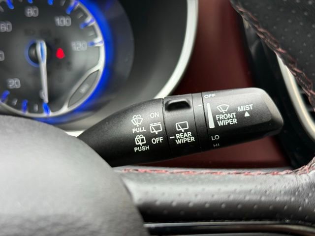Used 2020 Chrysler Pacifica Limited FWD image 48