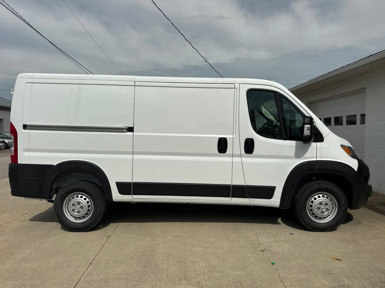 New 2026 RAM ProMaster 1500 FWD image 4