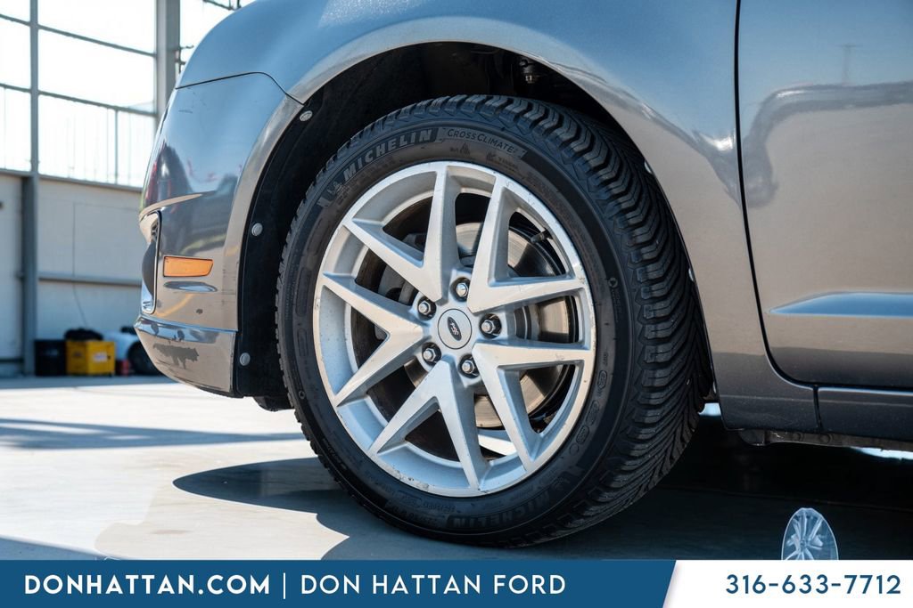 Used 2011 Ford Fusion SEL w/ 302A Rapid Spec Order Code FWD image 32